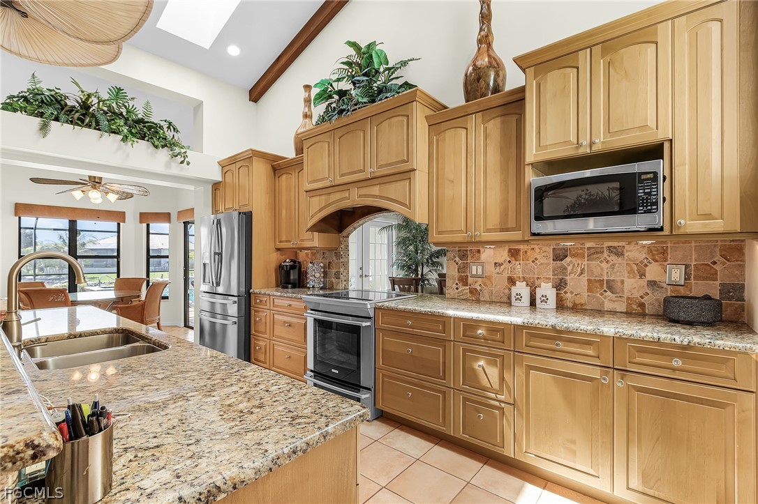 3 Bed Pool Home for Sale in Alden Pines, photo 10
