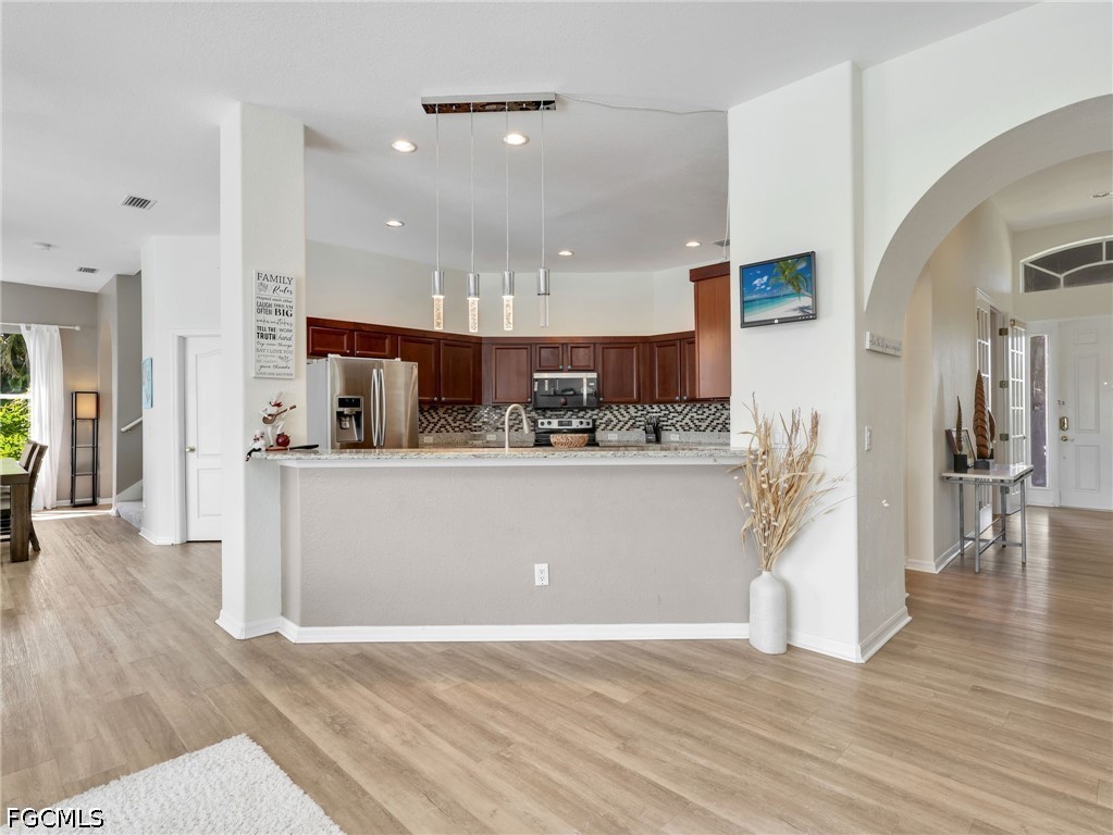 3 Bed Pool Home for Sale in Cape Coral, photo 10