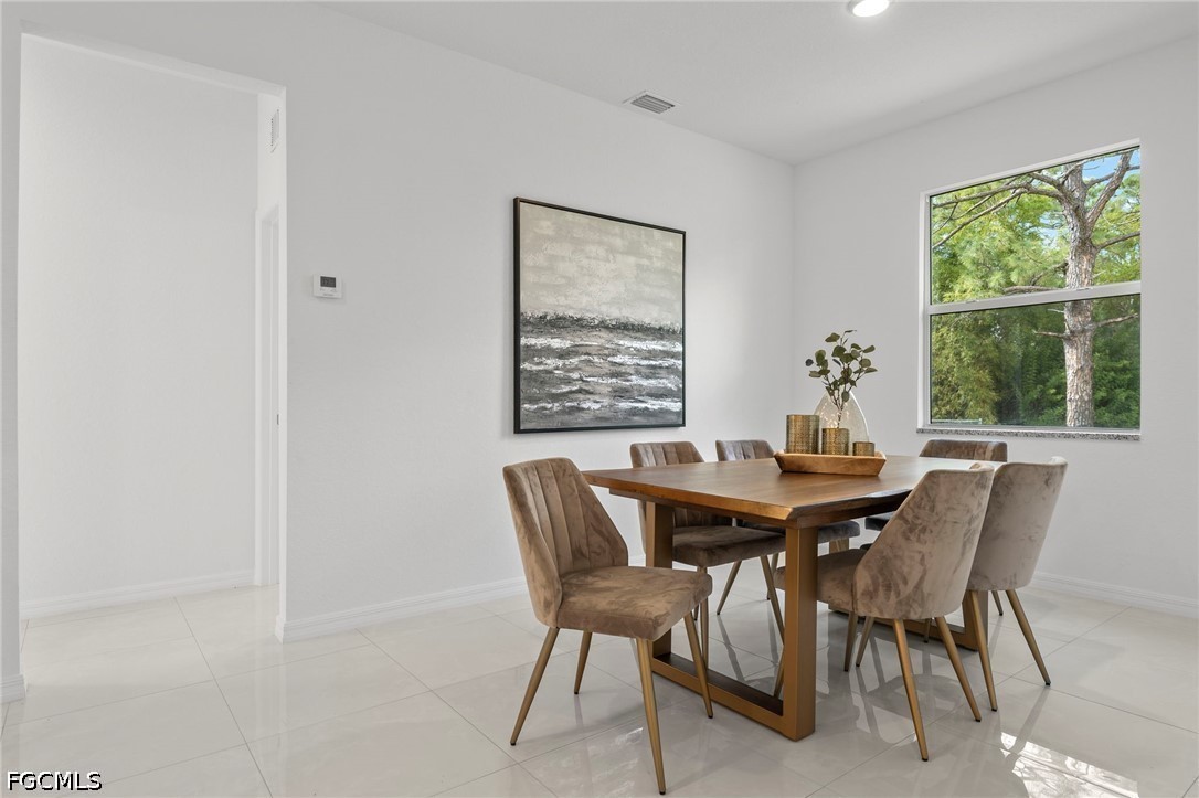 3 Bed SingleFamilyResidence for Sale in Lehigh Acres, photo 10