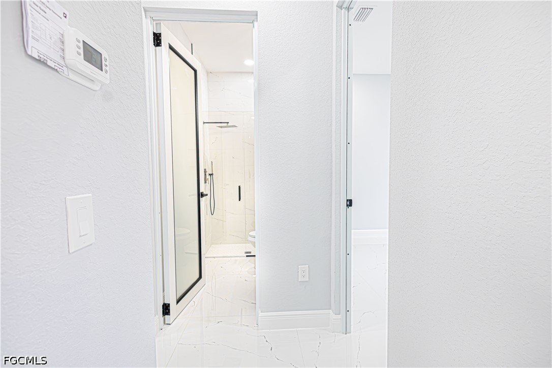 3 Bed SingleFamilyResidence for Sale in Lehigh Acres, photo 10