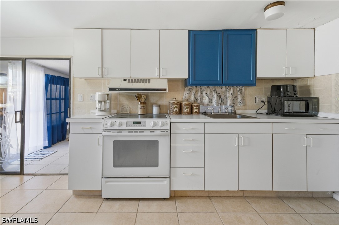 1 Bed ManufacturedHome for Sale in Naples, photo 10