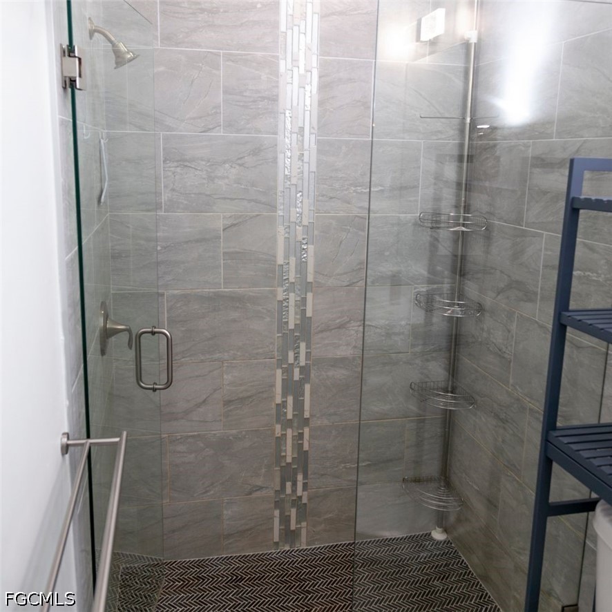 6 Bed Duplex for Sale in Fort Myers, photo 10