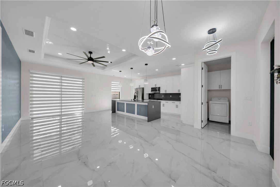 3 Bed SingleFamilyResidence for Sale in Cape Coral, photo 10