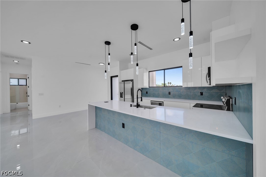 3 Bed Pool Home for Sale in Cape Coral, photo 10