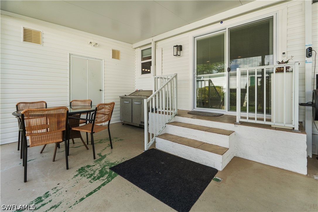 2 Bed ManufacturedHome for Sale in Naples, photo 10