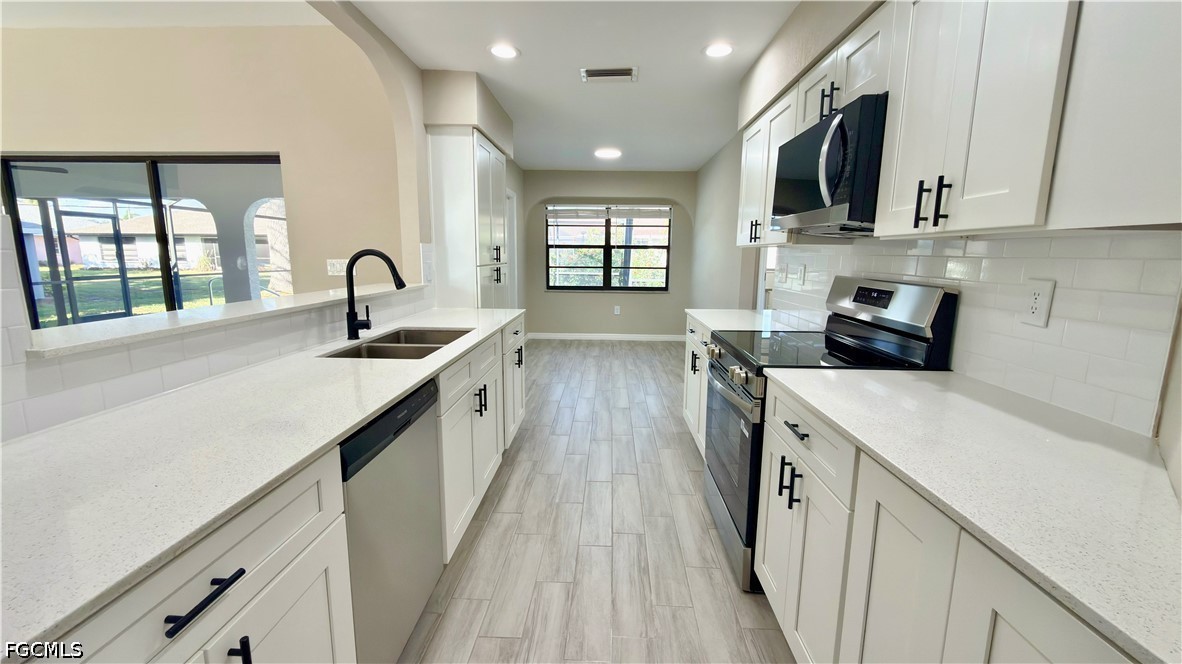 3 Bed Pool Home for Sale in Port Charlotte, photo 10
