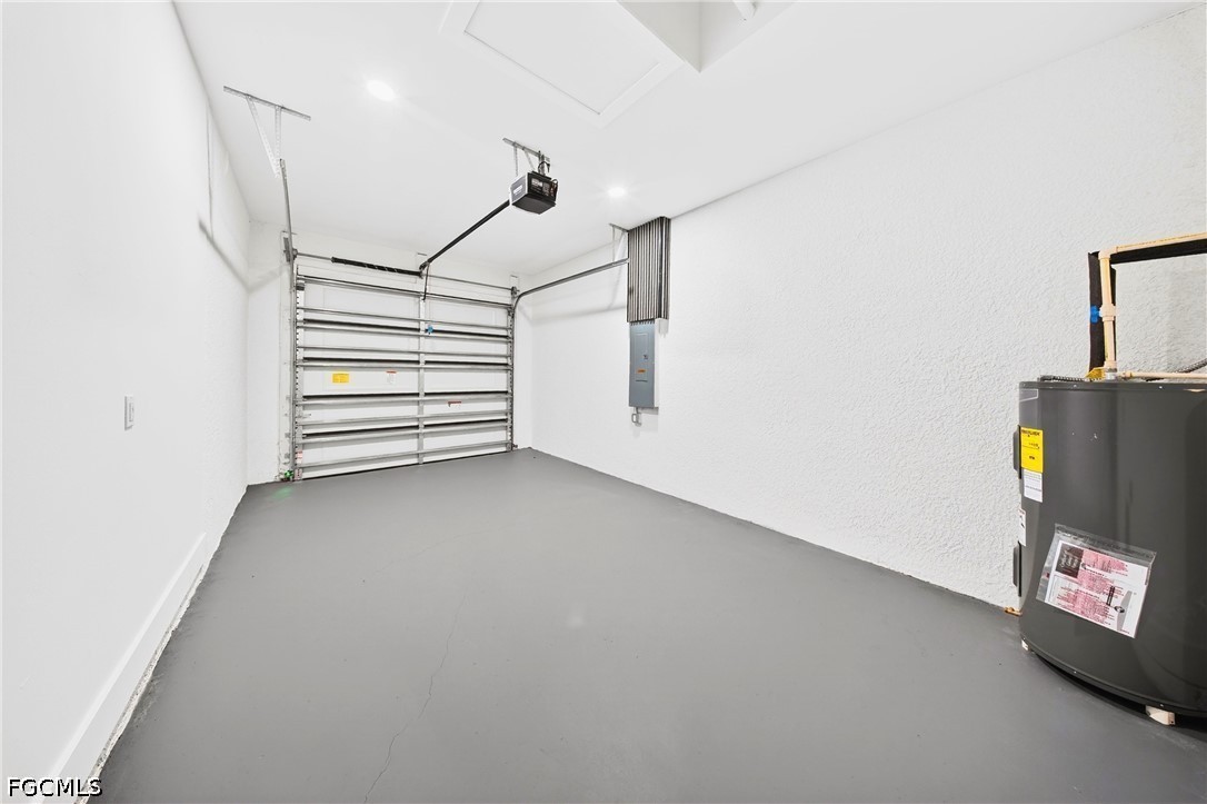 3 Bed SingleFamilyResidence for Sale in Lehigh Acres, photo 10