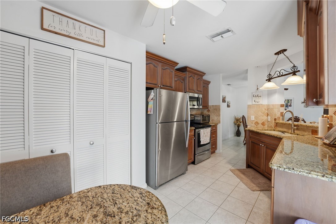 3 Bed Pool Home for Sale in Cape Coral, photo 10