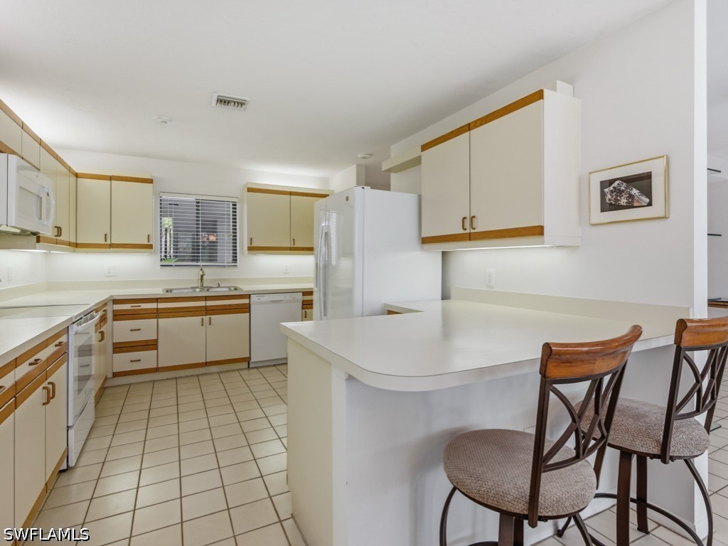 2 Bed Condominium for Sale in Eagle Creek, photo 10