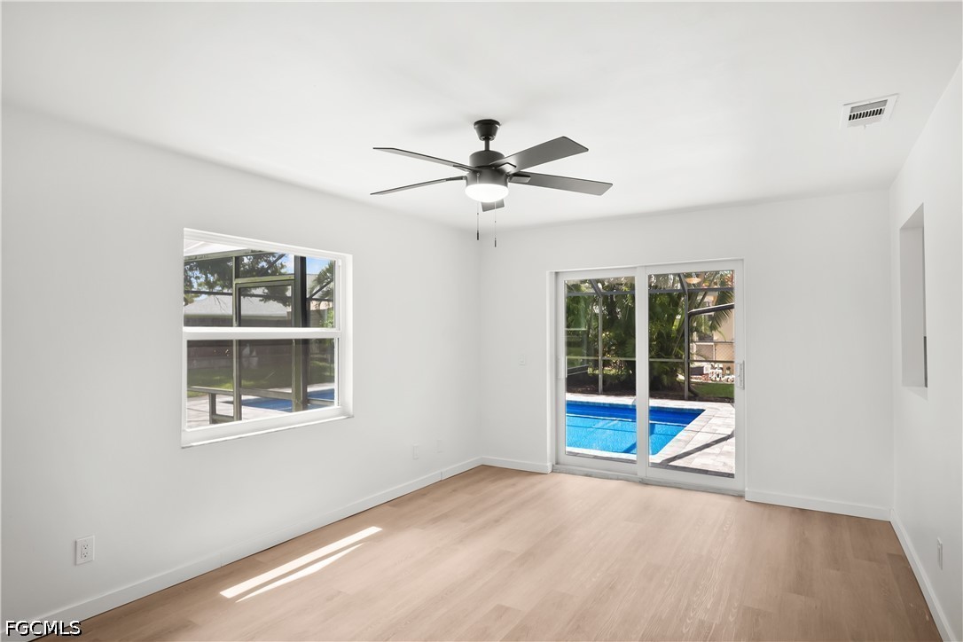 3 Bed Pool Home for Sale in Cape Coral, photo 10