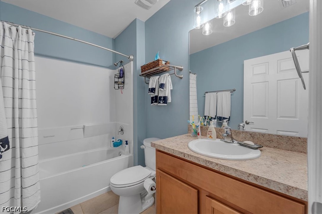 4 Bed SingleFamilyResidence for Sale in Cape Coral, photo 10