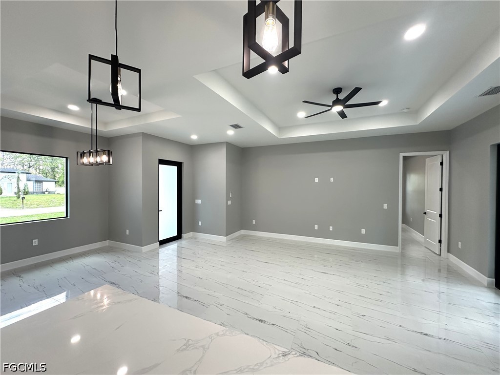 3 Bed SingleFamilyResidence for Sale in Lehigh Acres, photo 10