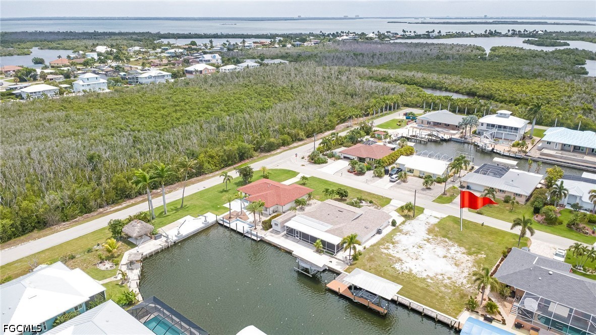 Waterfront Home for Sale in St James City, photo 10