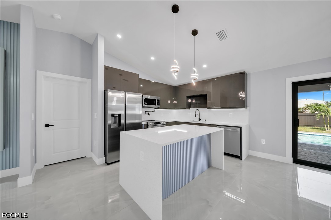 3 Bed Pool Home for Sale in Cape Coral, photo 10