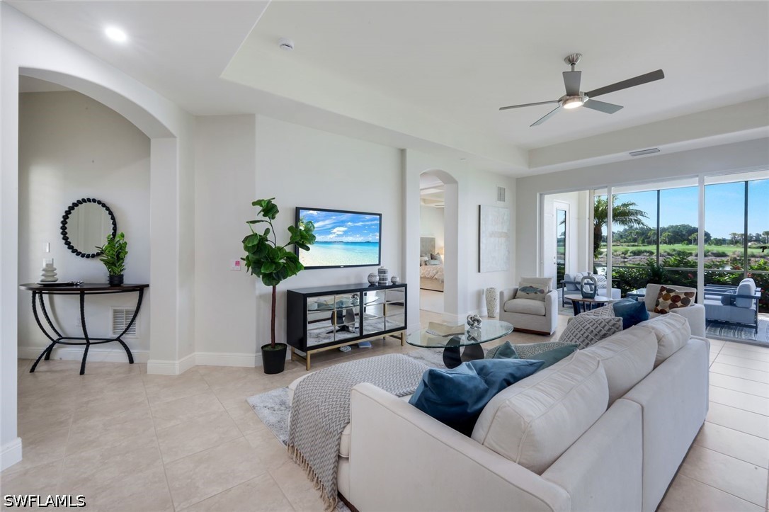 3 Bed Waterfront Home for Sale in Naples, photo 10