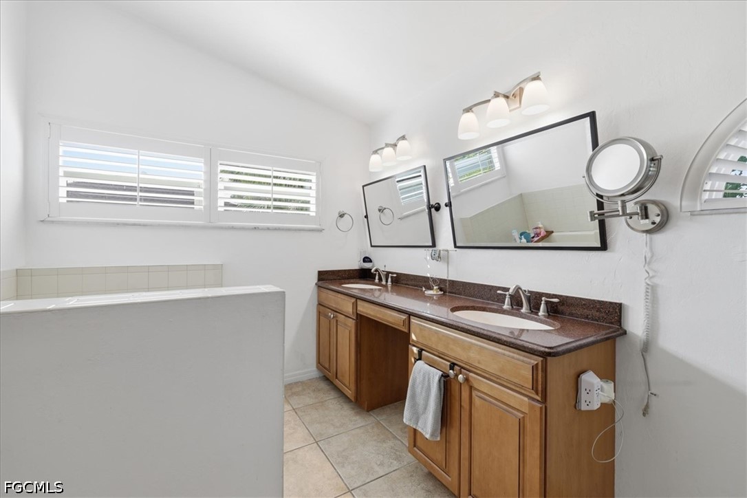 4 Bed Pool Home for Sale in Whiskey Creek, photo 10