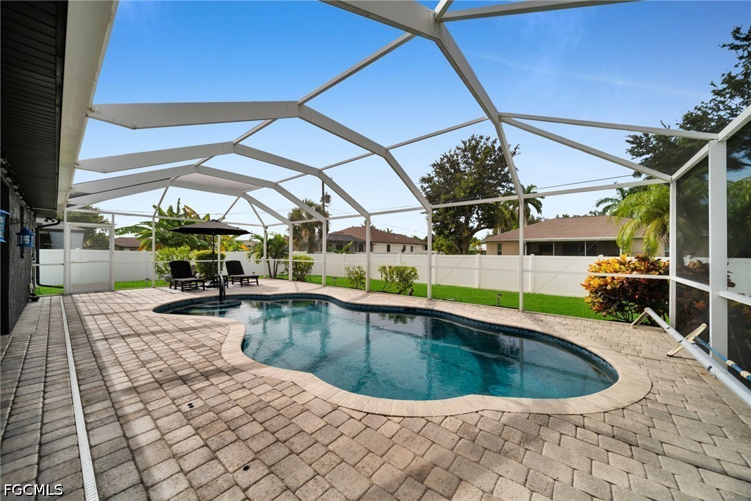 3 Bed Pool Home for Sale in Cape Coral, photo 10