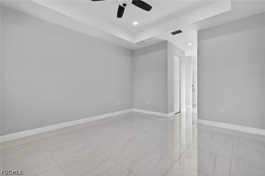 3 Bed SingleFamilyResidence for Sale in Cape Coral, photo 10