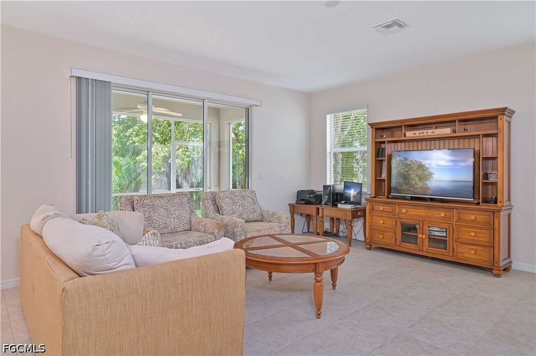 3 Bed Townhouse for Sale in Somerset Townhomes, photo 10