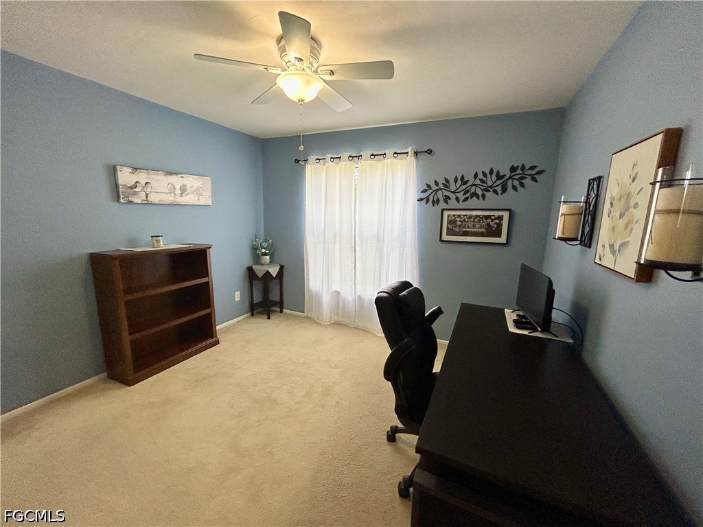 2 Bed Condominium for Sale in Fort Myers, photo 10