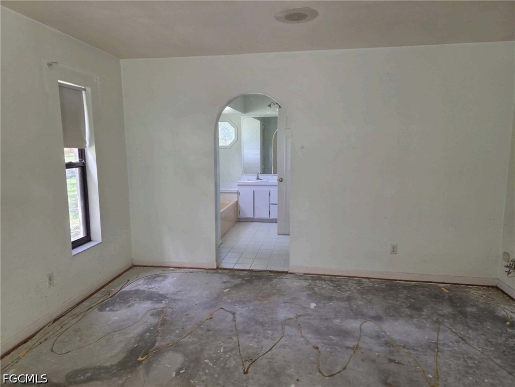 3 Bed Pool Home for Sale in San Carlos Park, photo 10