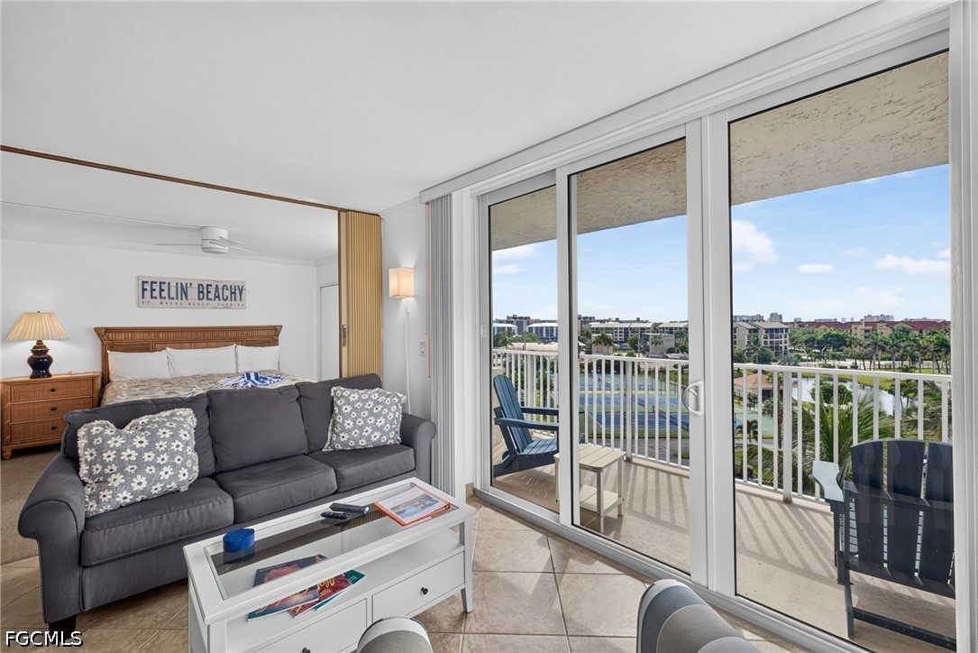 1 Bed Waterfront Home for Sale in Fort Myers Beach, photo 10