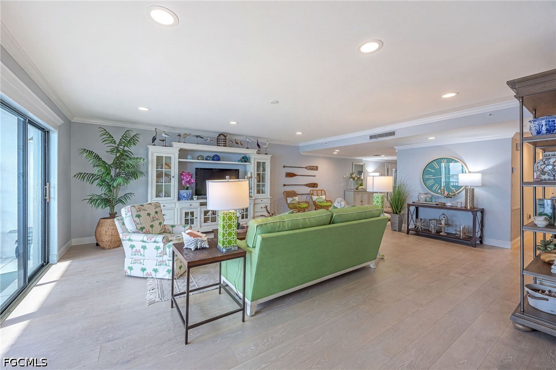 3 Bed Waterfront Home for Sale in Fort Myers, photo 10