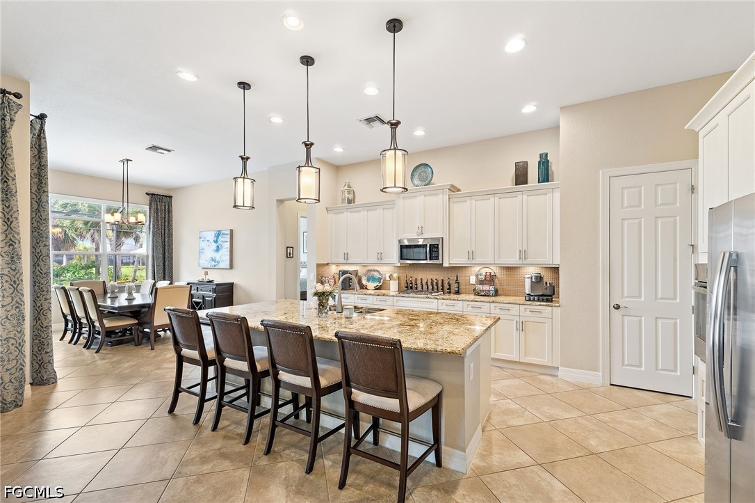4 Bed Pool Home for Sale in Torrey Pines, photo 10