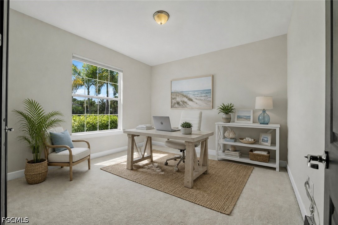 3 Bed Pool Home for Sale in Parkside, photo 10