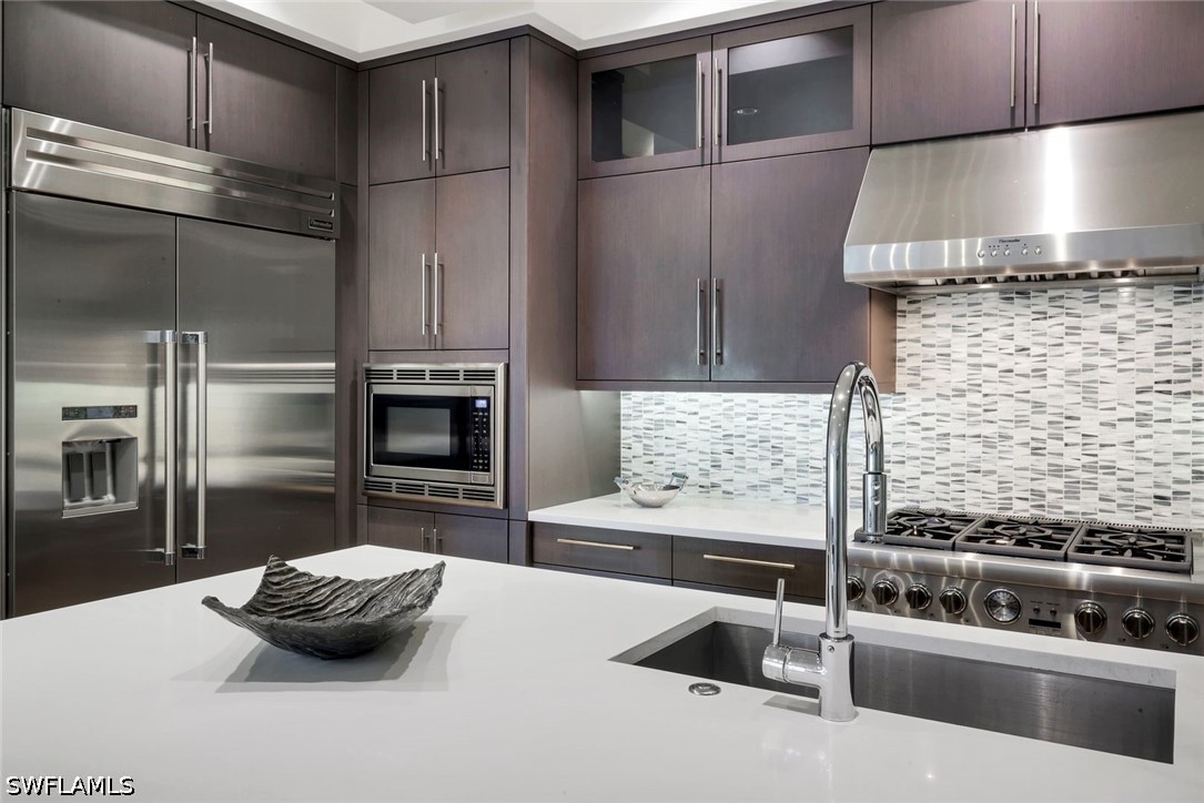 3 Bed Condominium for Sale in 382 Building, photo 10