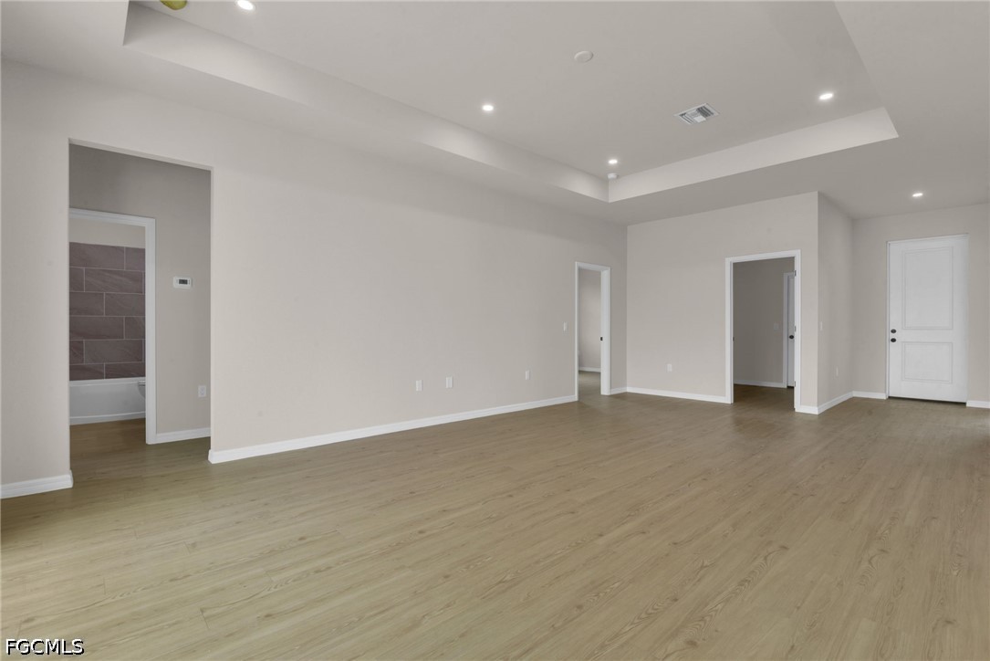4 Bed SingleFamilyResidence for Sale in Cape Coral, photo 10
