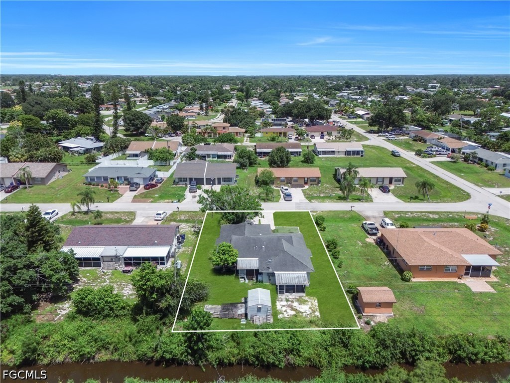 4 Bed Waterfront Home for Sale in Fort Myers, photo 10