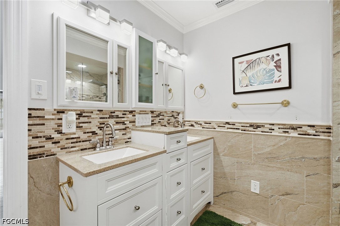4 Bed Pool Home for Sale in Cape Coral, photo 10