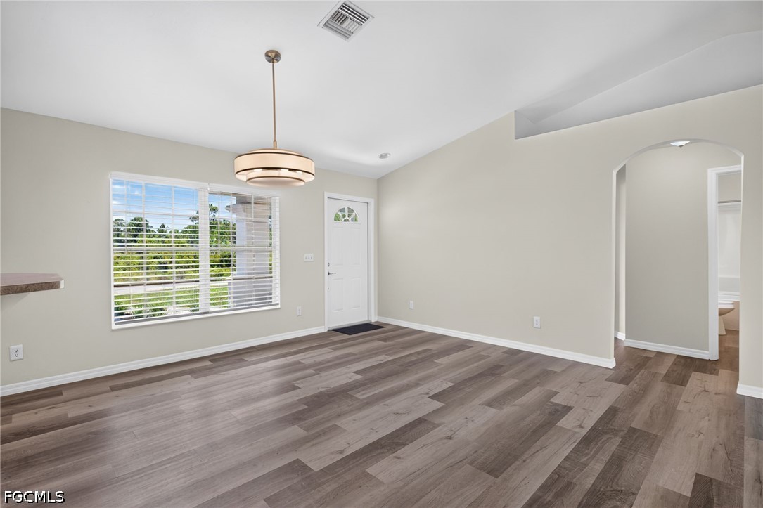 3 Bed SingleFamilyResidence for Sale in Lehigh Acres, photo 10