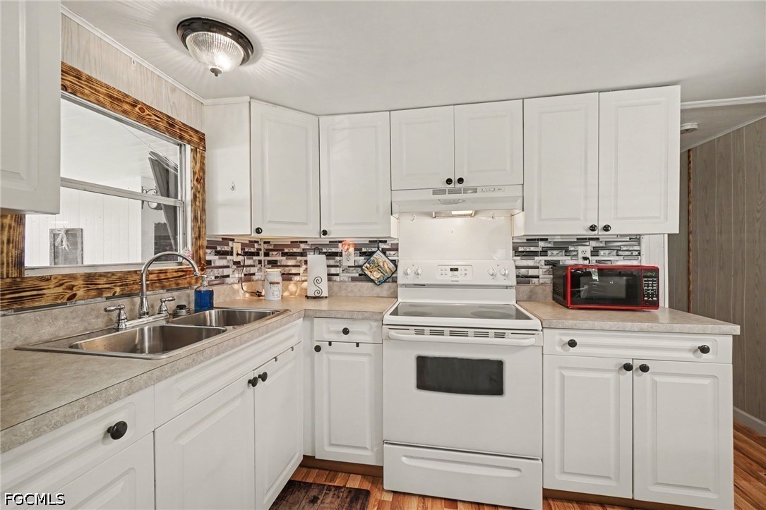 2 Bed ManufacturedHome for Sale in North Fort Myers, photo 10