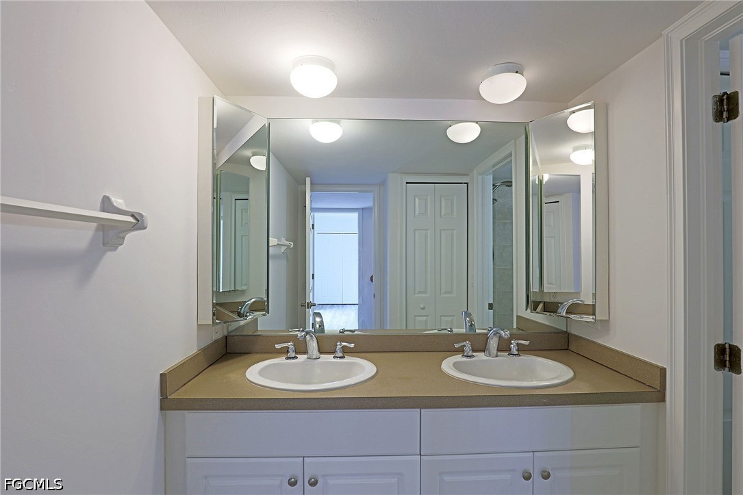 2 Bed Townhouse for Sale in Fort Myers, photo 10
