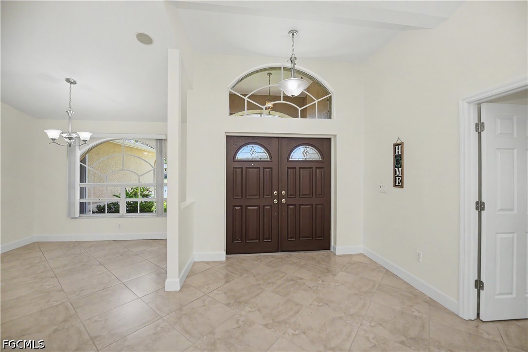 3 Bed SingleFamilyResidence for Sale in Cape Coral, photo 10