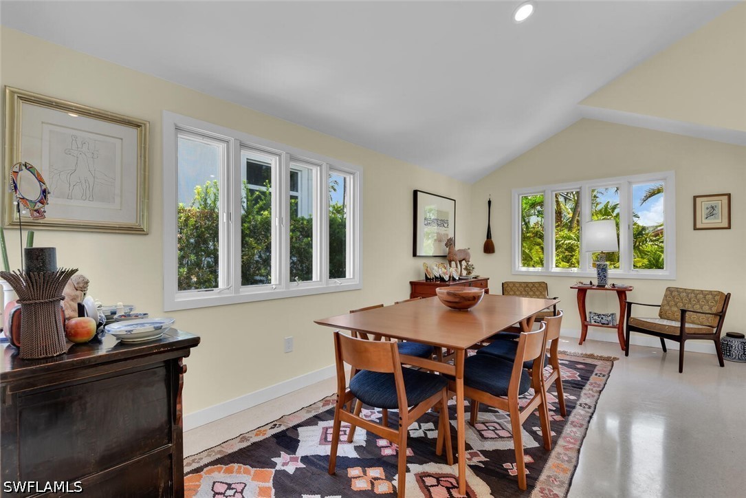4 Bed SingleFamilyResidence for Sale in Naples, photo 10