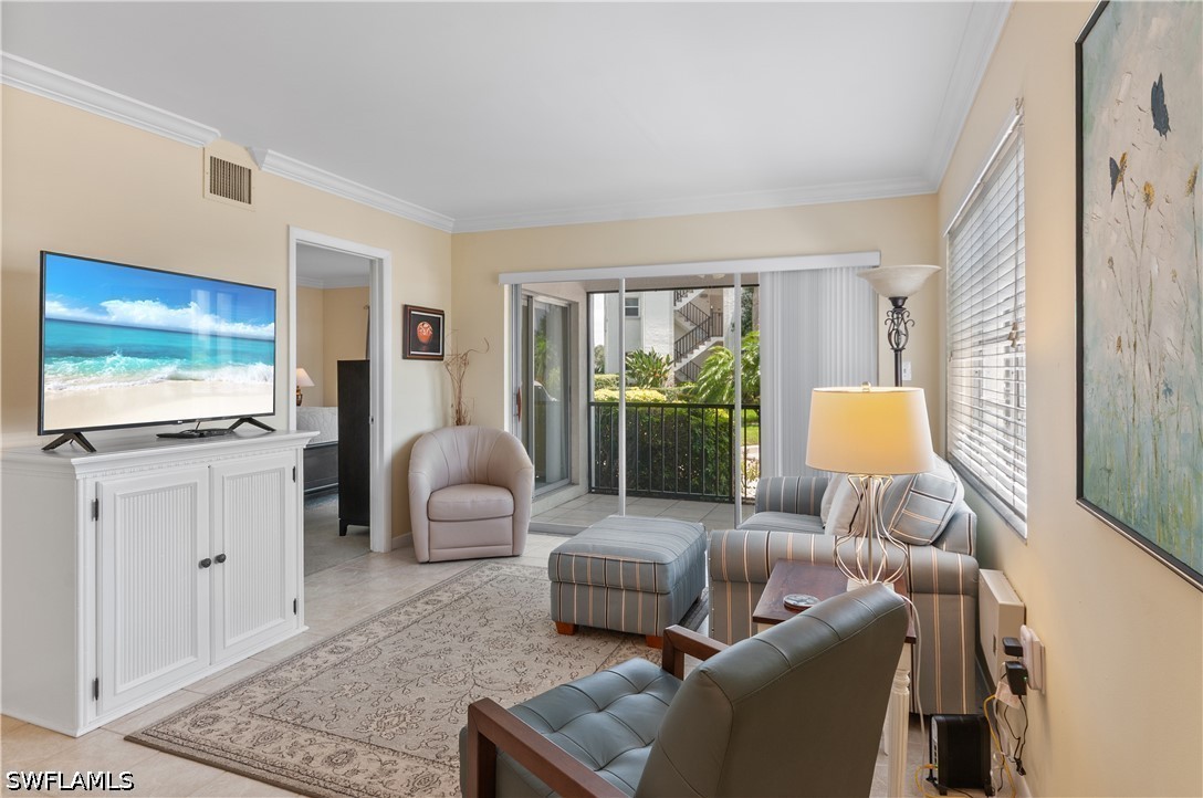 2 Bed Condominium for Sale in Naples, photo 10