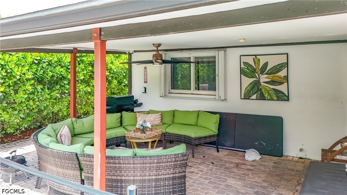 3 Bed Pool Home for Sale in Acreage, photo 10
