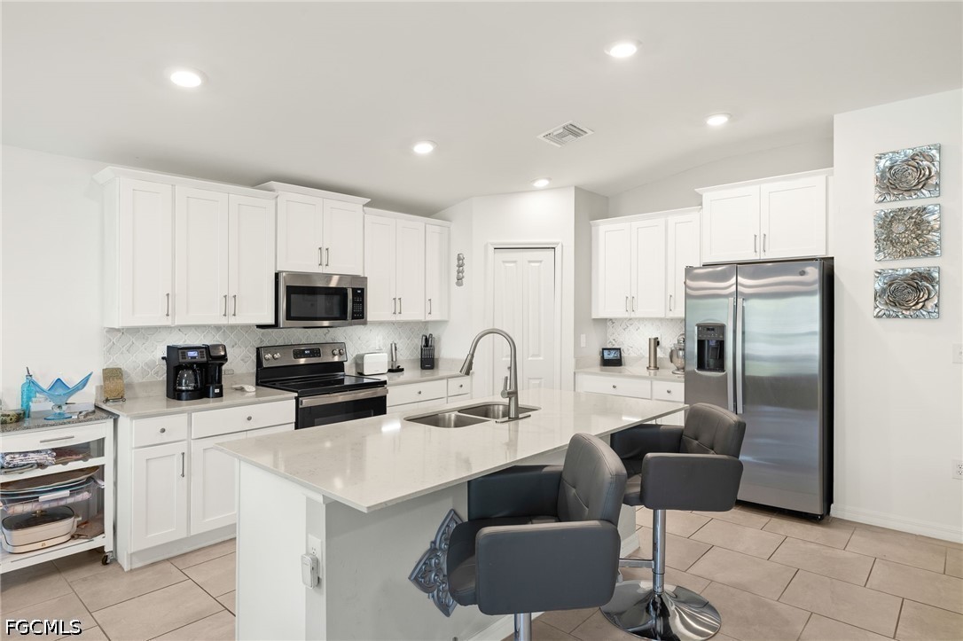 4 Bed SingleFamilyResidence for Sale in Oakview, photo 10