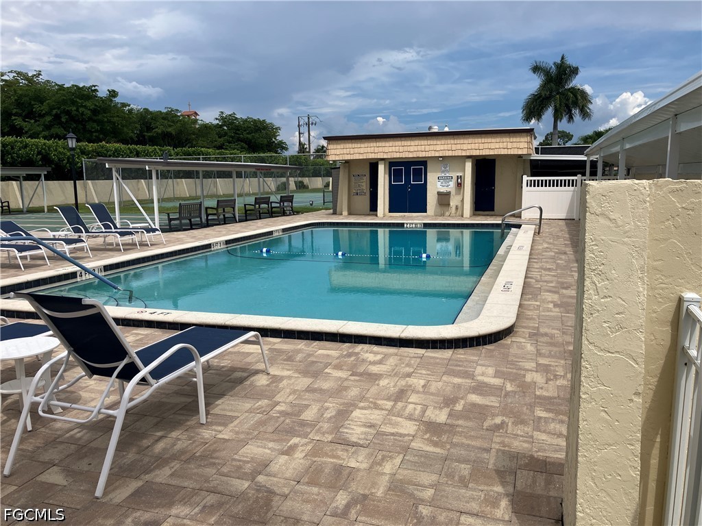 1 Bed Attached for Sale in Fort Myers, photo 10