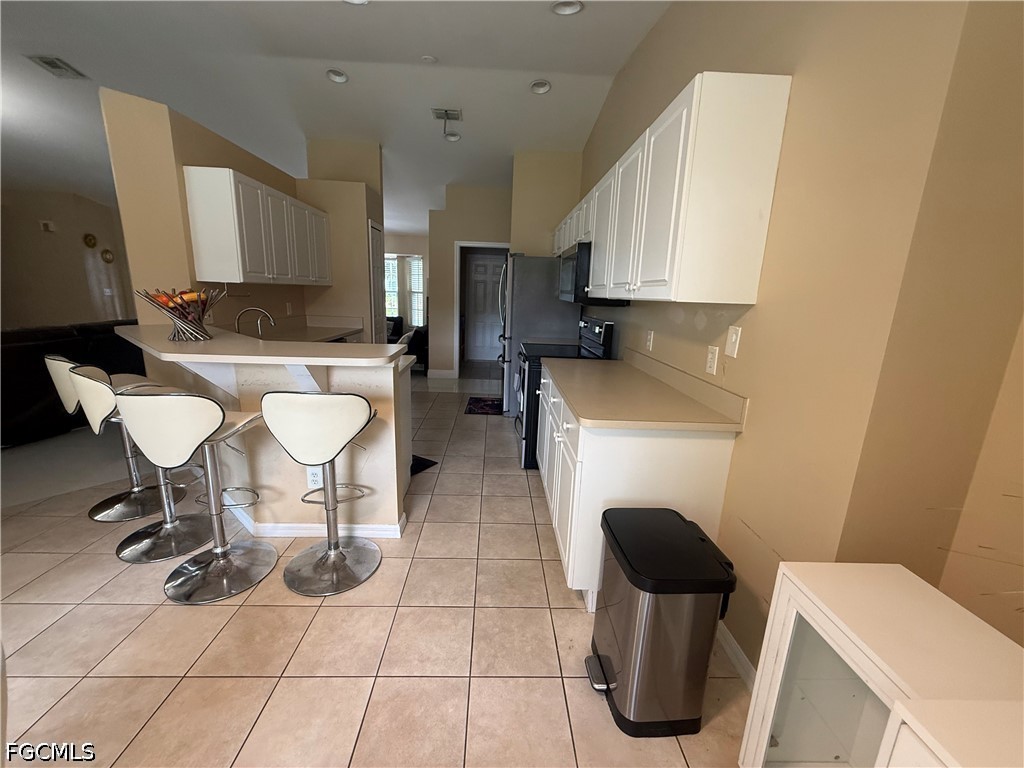 2 Bed Waterfront Home for Sale in Cape Coral, photo 10