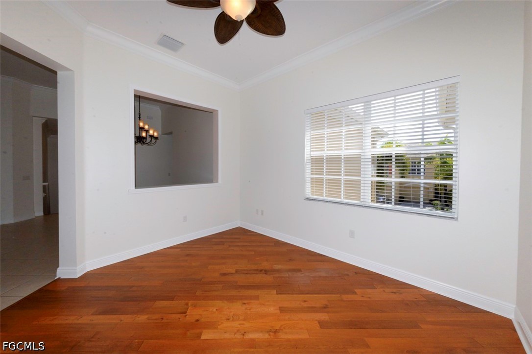 3 Bed Waterfront Home for Sale in Hamilton, photo 10