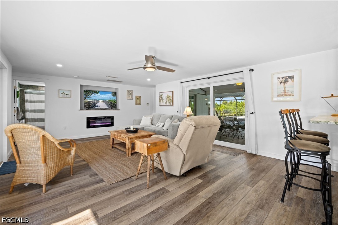 2 Bed Pool Home for Sale in Cape Coral, photo 10