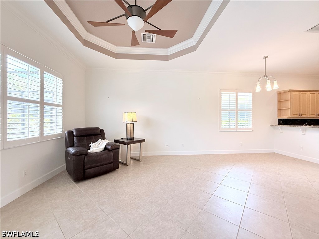 3 Bed Pool Home for Sale in Madison Park, photo 10