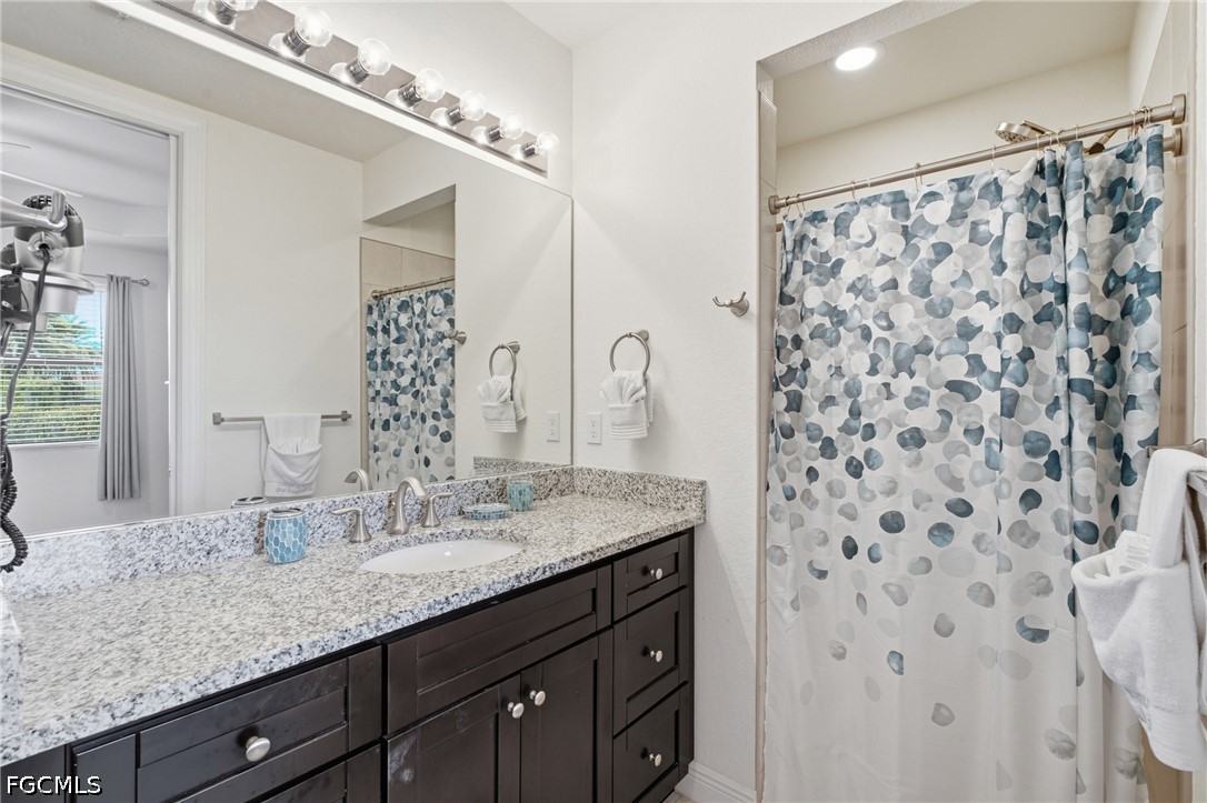 2 Bed Condominium for Sale in Cape Coral, photo 10