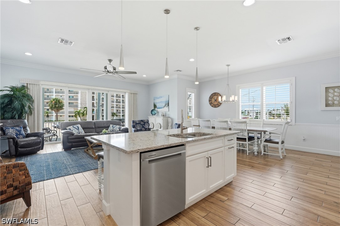 4 Bed Pool Home for Sale in Fort Myers Beach, photo 10