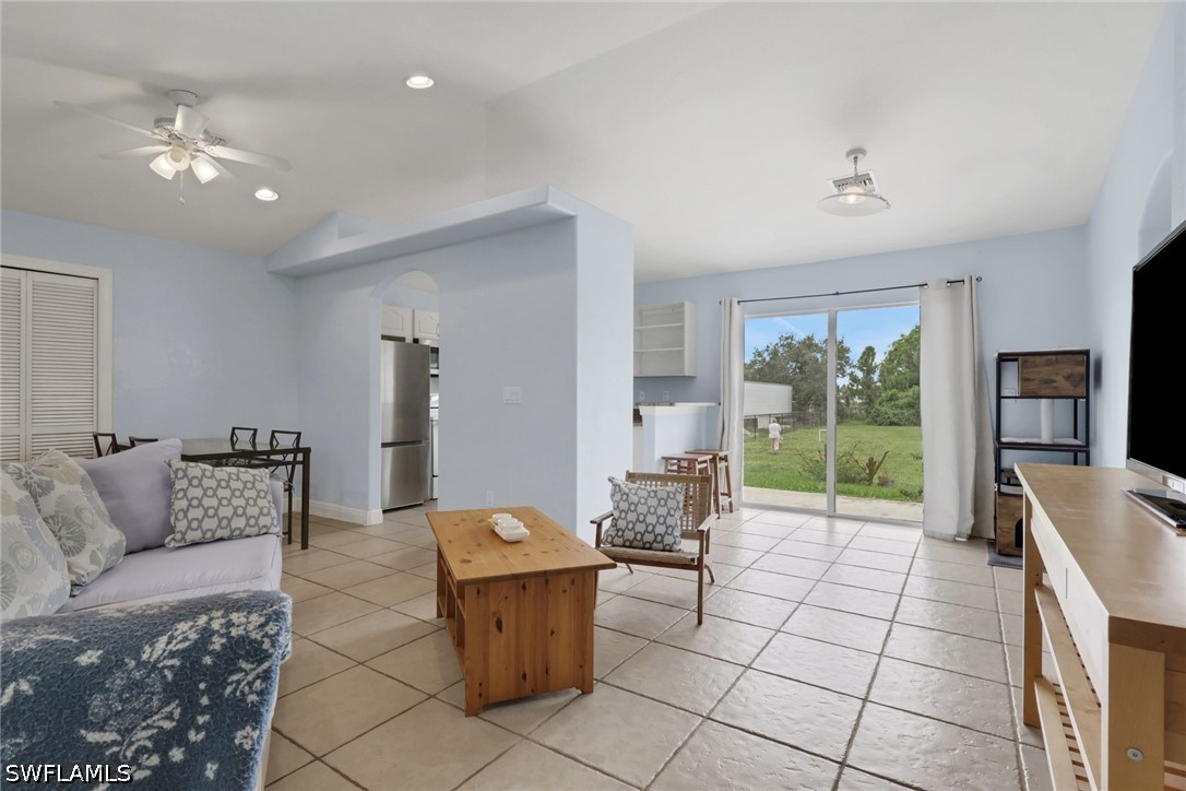 3 Bed SingleFamilyResidence for Sale in Naples, photo 10