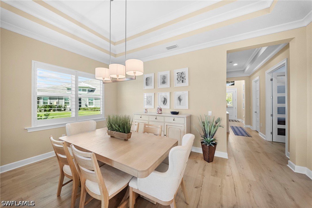 3 Bed Pool Home for Sale in Naples, photo 10